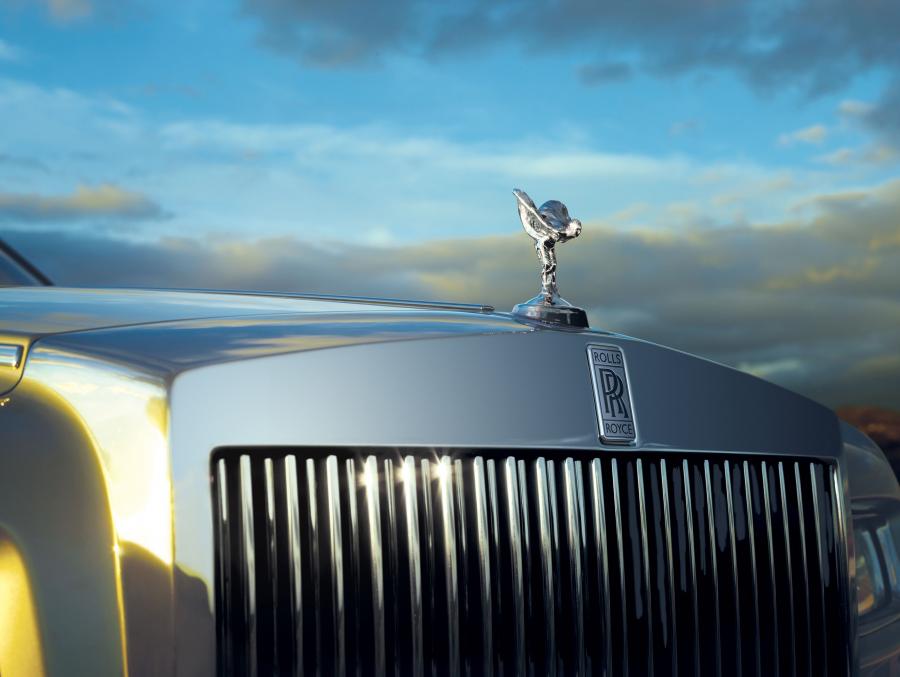  Rolls-Royce Phantom Drophead Coupe 2012 года  (фото 17 из 25)